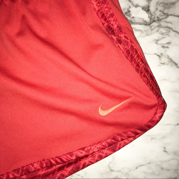 🎉HP🤗 Nike Reversible Workout Shorts - Picture 5 of 8
